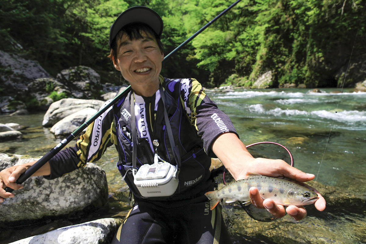 渓流釣り／里川のヤマメ＆アマゴをねらう「フロロ0.15号のミャク釣り